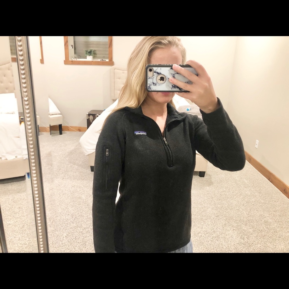 SOLD— Black Patagonia pullover